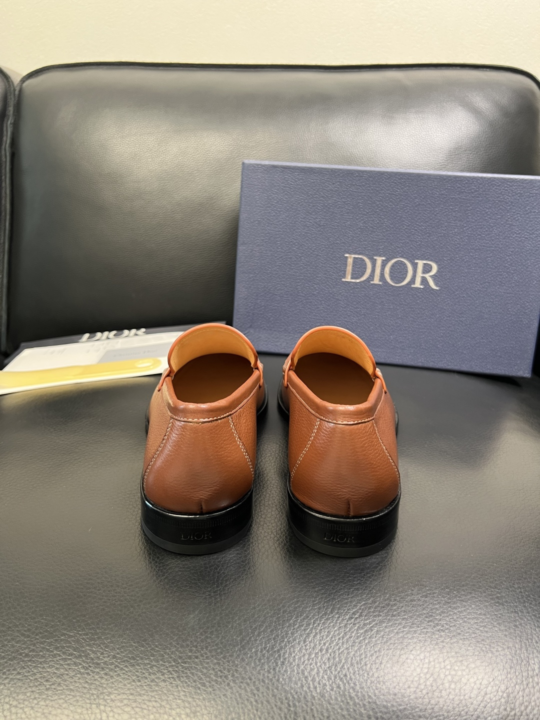 Dior 高品质 顶级工艺品 迪奥 皮鞋系列专柜同步原厂配置，意大利进口牛皮，全进口水染牛皮里垫，鞋底：