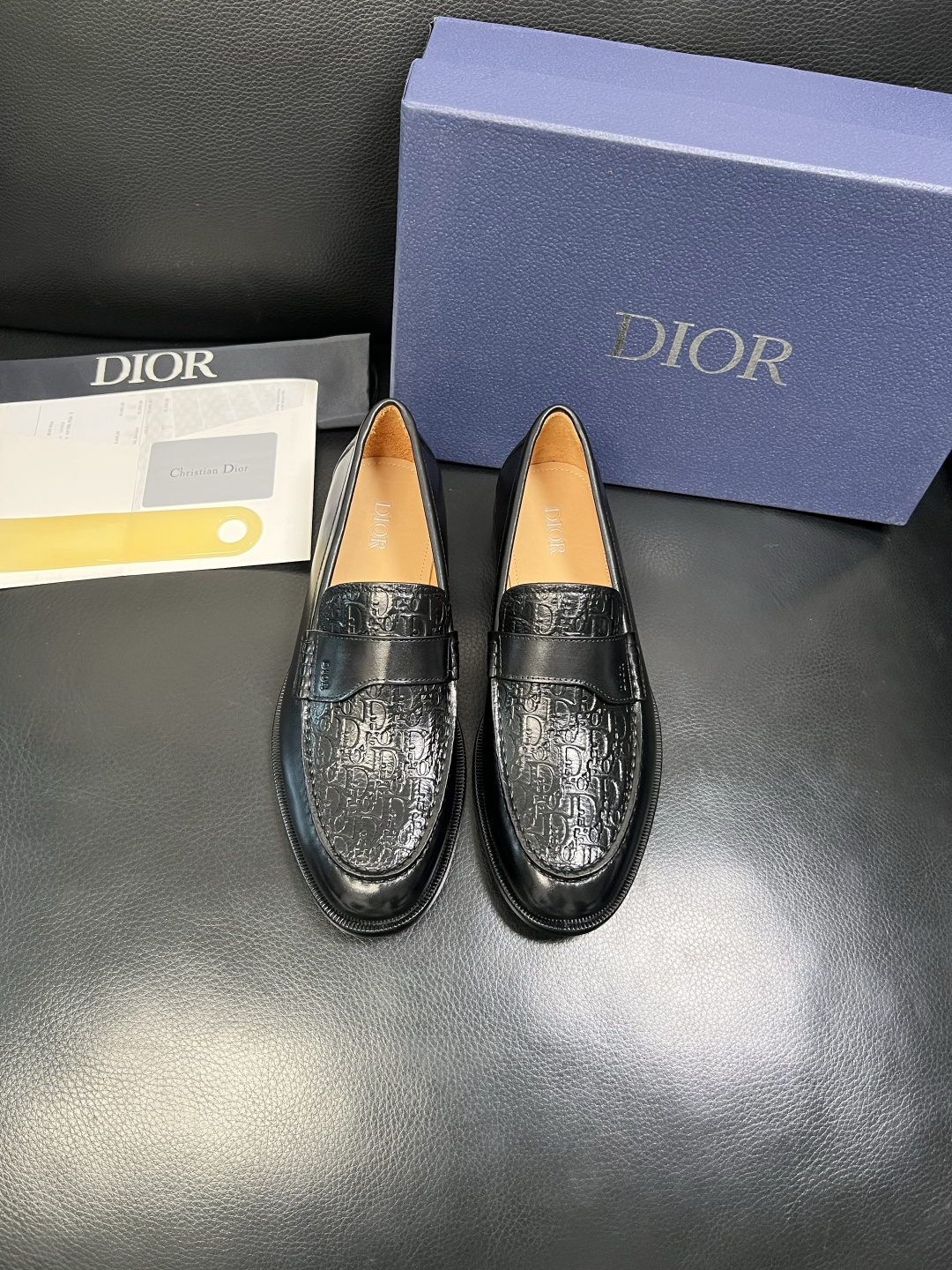 Dior 高品质 顶级工艺品 迪奥 皮鞋系列专柜同步原厂配置，意大利进口牛皮，全进口水染牛皮里垫，鞋底：
