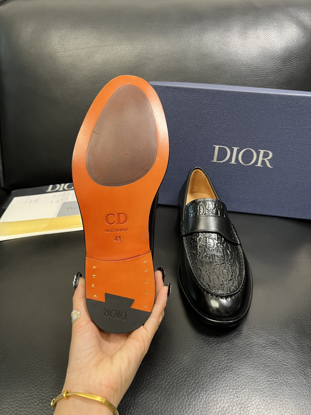 Dior 高品质 顶级工艺品 迪奥 皮鞋系列专柜同步原厂配置，意大利进口牛皮，全进口水染牛皮里垫，鞋底：