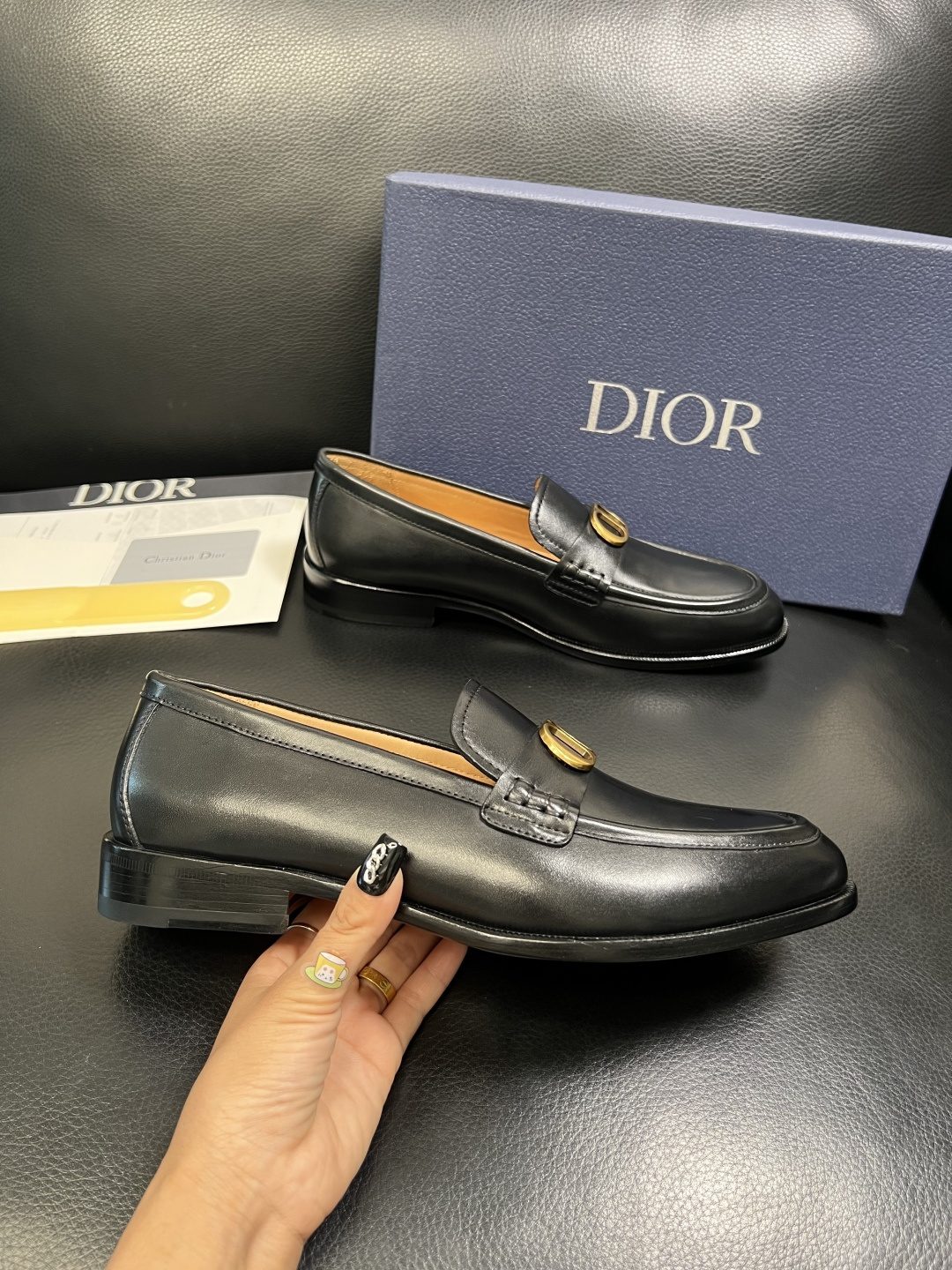 Dior 高品质 顶级工艺品 迪奥 皮鞋系列专柜同步原厂配置，意大利进口牛皮，全进口水染牛皮里垫，鞋底：