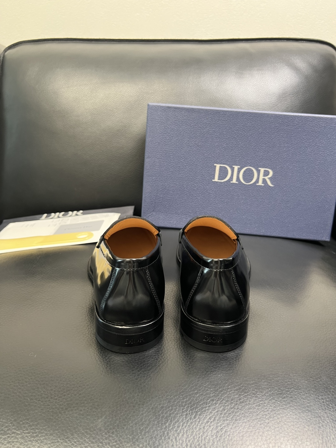 Dior 高品质 顶级工艺品 迪奥 皮鞋系列专柜同步原厂配置，意大利进口牛皮，全进口水染牛皮里垫，鞋底：