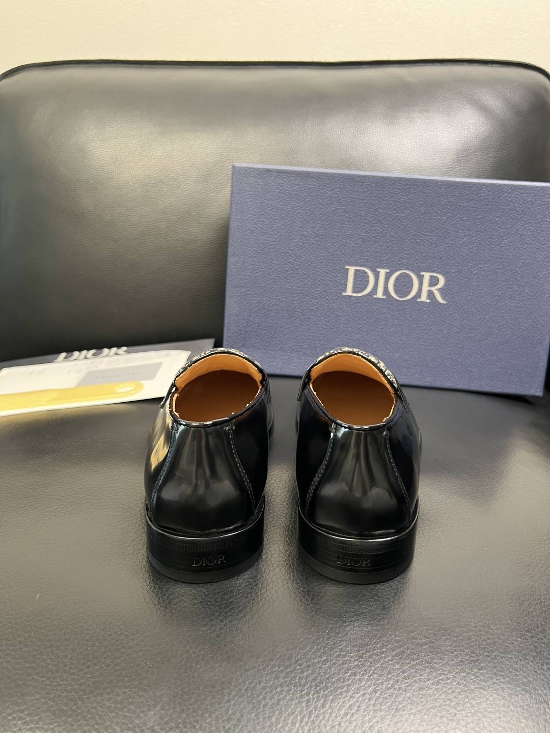 Dior 高品质 顶级工艺品 迪奥 皮鞋系列专柜同步原厂配置，意大利进口牛皮，全进口水染牛皮里垫，鞋底：