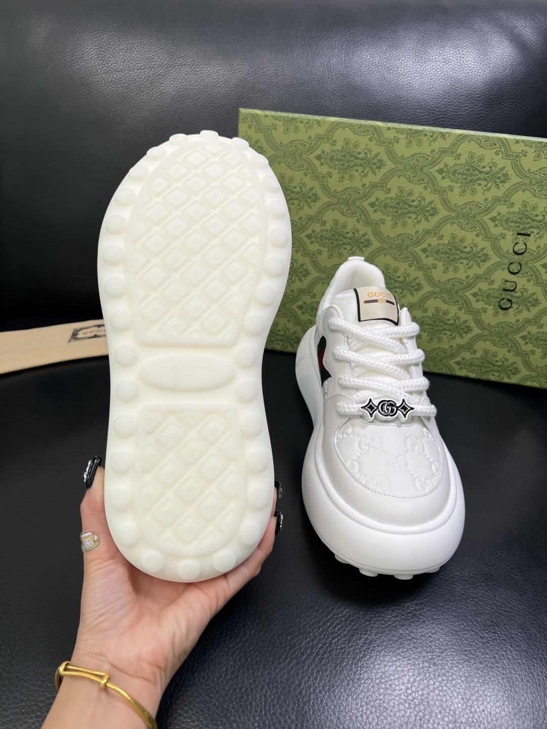 Gucci 高品质 顶级工艺品 古奇 专柜新款原厂配置，意大利进口牛皮面料，进口牛皮内里垫，透气舒适，鞋