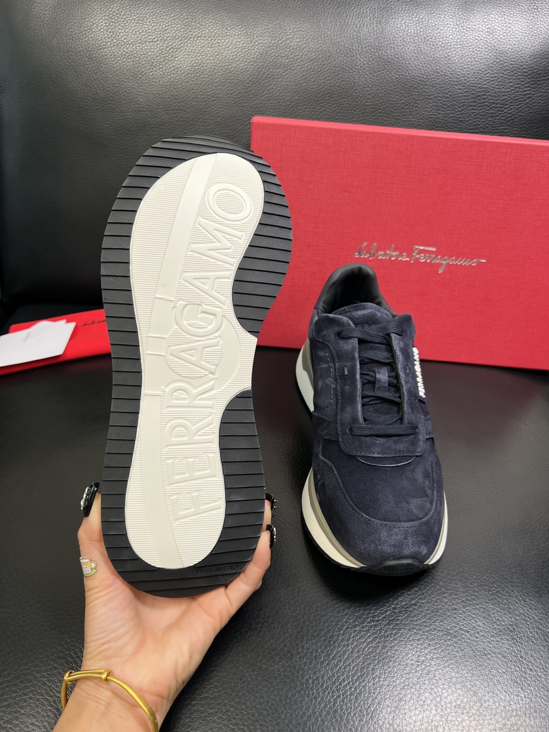 Ferragamo 高品质 顶级工艺品 菲拉格慕 专柜同步发售原厂配置，意大利进口原版牛皮，进口水染牛里