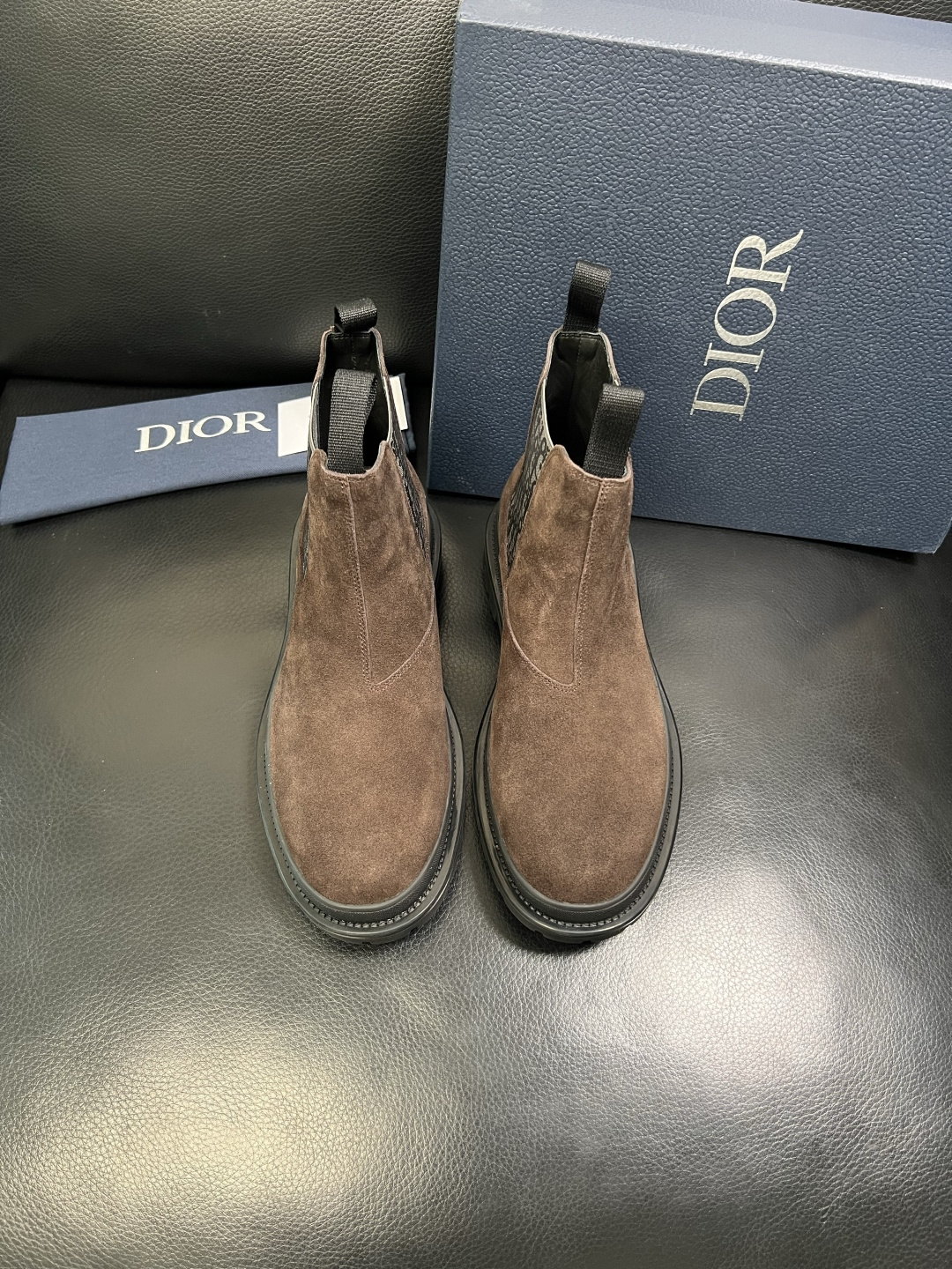 Dior 顶级工艺品 迪奥 高帮靴子专柜同步原厂配置，意大利进口原版牛皮拼布面料，透气舒适进口水染牛里垫
