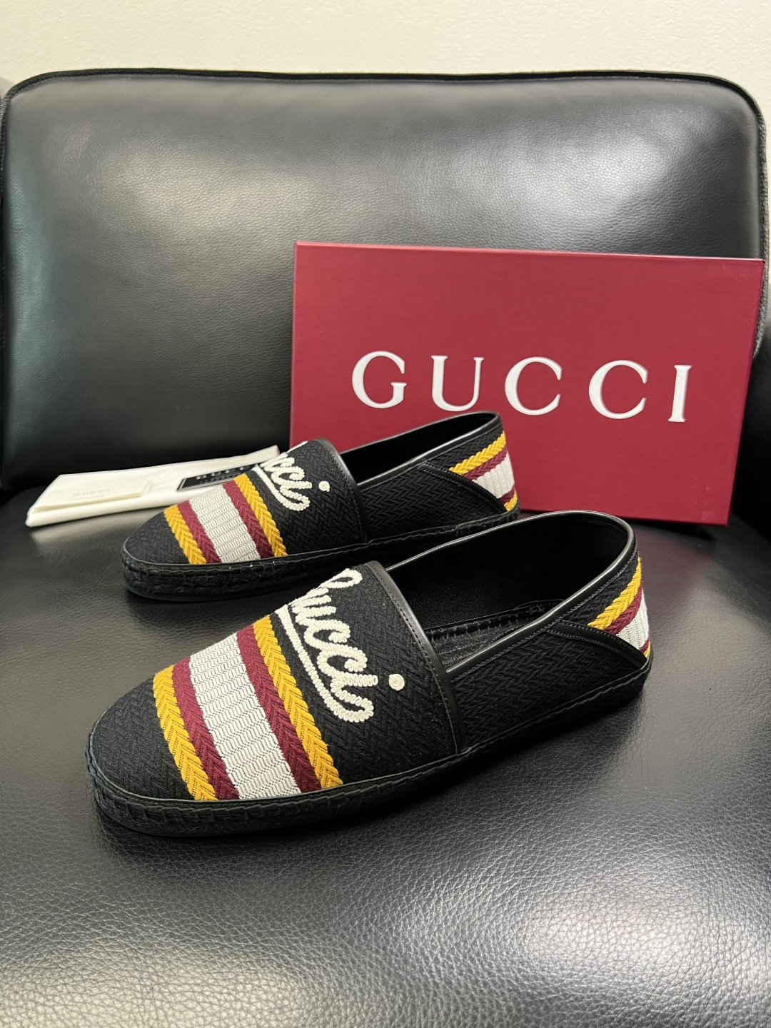 Gucci 高品质 顶级工艺品 古奇 专柜新款原厂配置，意大利进口牛皮面料，进口牛皮内里垫，透气舒适，鞋