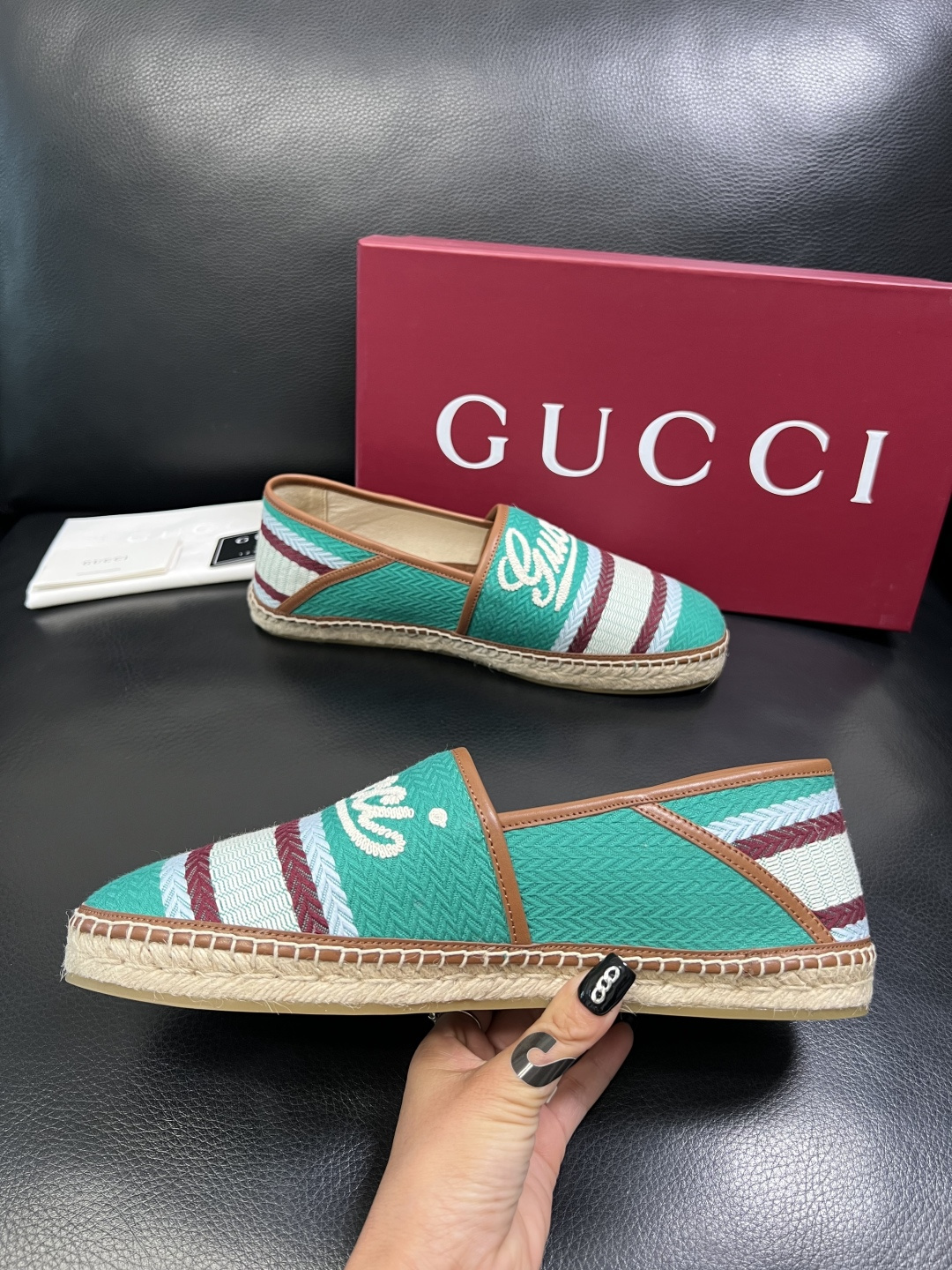 Gucci 高品质 顶级工艺品 古奇 专柜新款原厂配置，意大利进口牛皮面料，进口牛皮内里垫，透气舒适，鞋