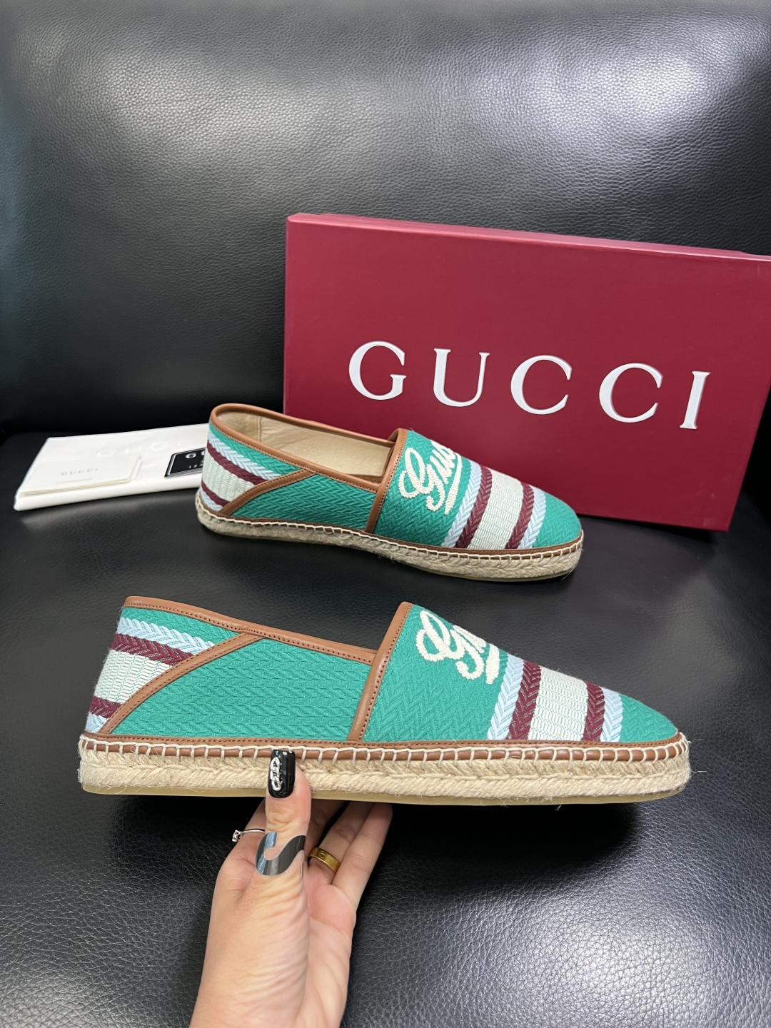 Gucci 高品质 顶级工艺品 古奇 专柜新款原厂配置，意大利进口牛皮面料，进口牛皮内里垫，透气舒适，鞋