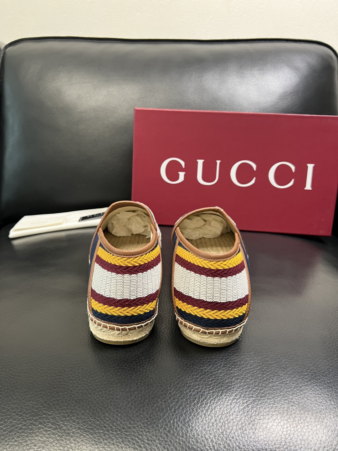 Gucci 高品质 顶级工艺品 古奇 专柜新款原厂配置，意大利进口牛皮面料，进口牛皮内里垫，透气舒适，鞋