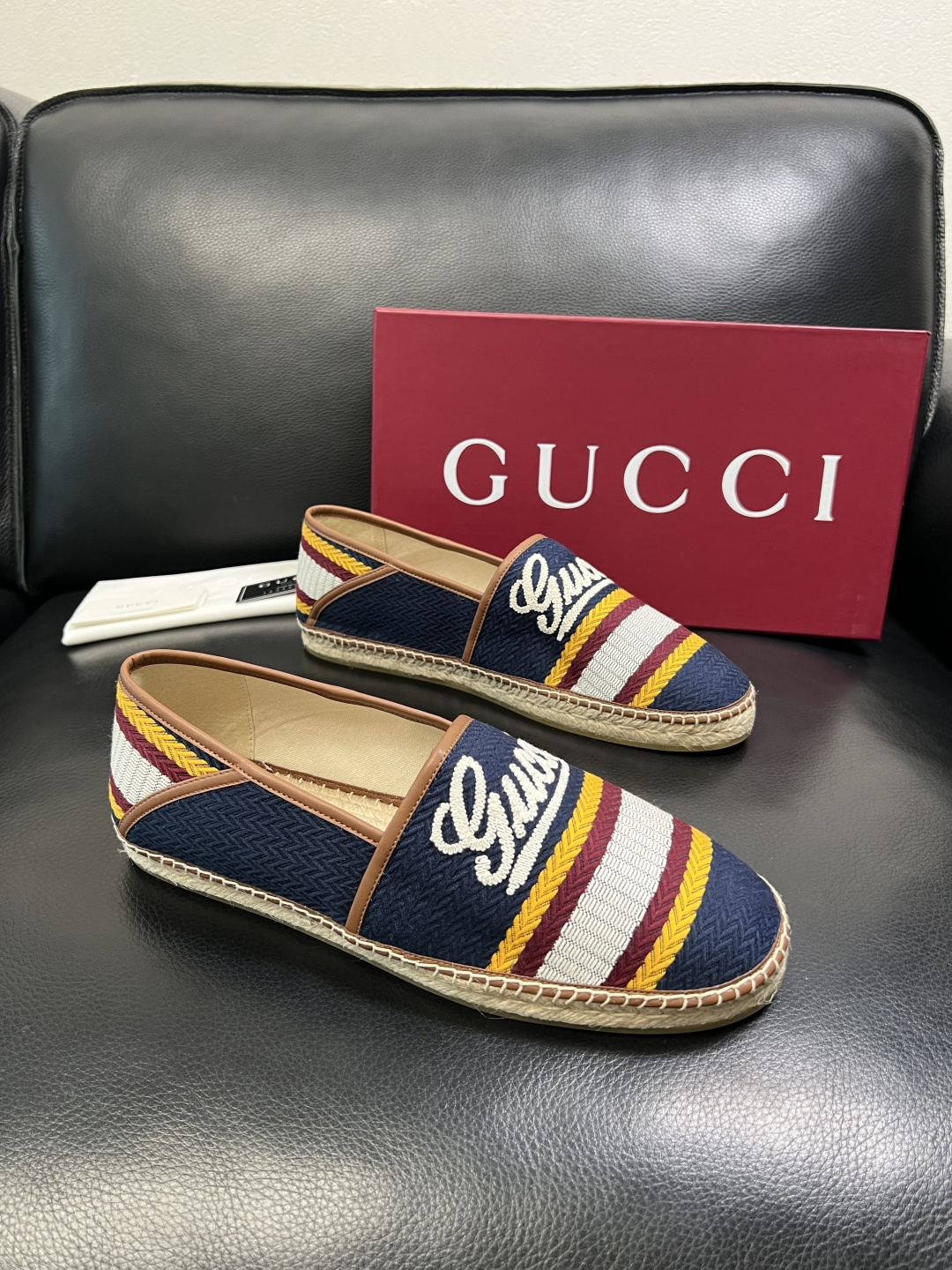 Gucci 高品质 顶级工艺品 古奇 专柜新款原厂配置，意大利进口牛皮面料，进口牛皮内里垫，透气舒适，鞋