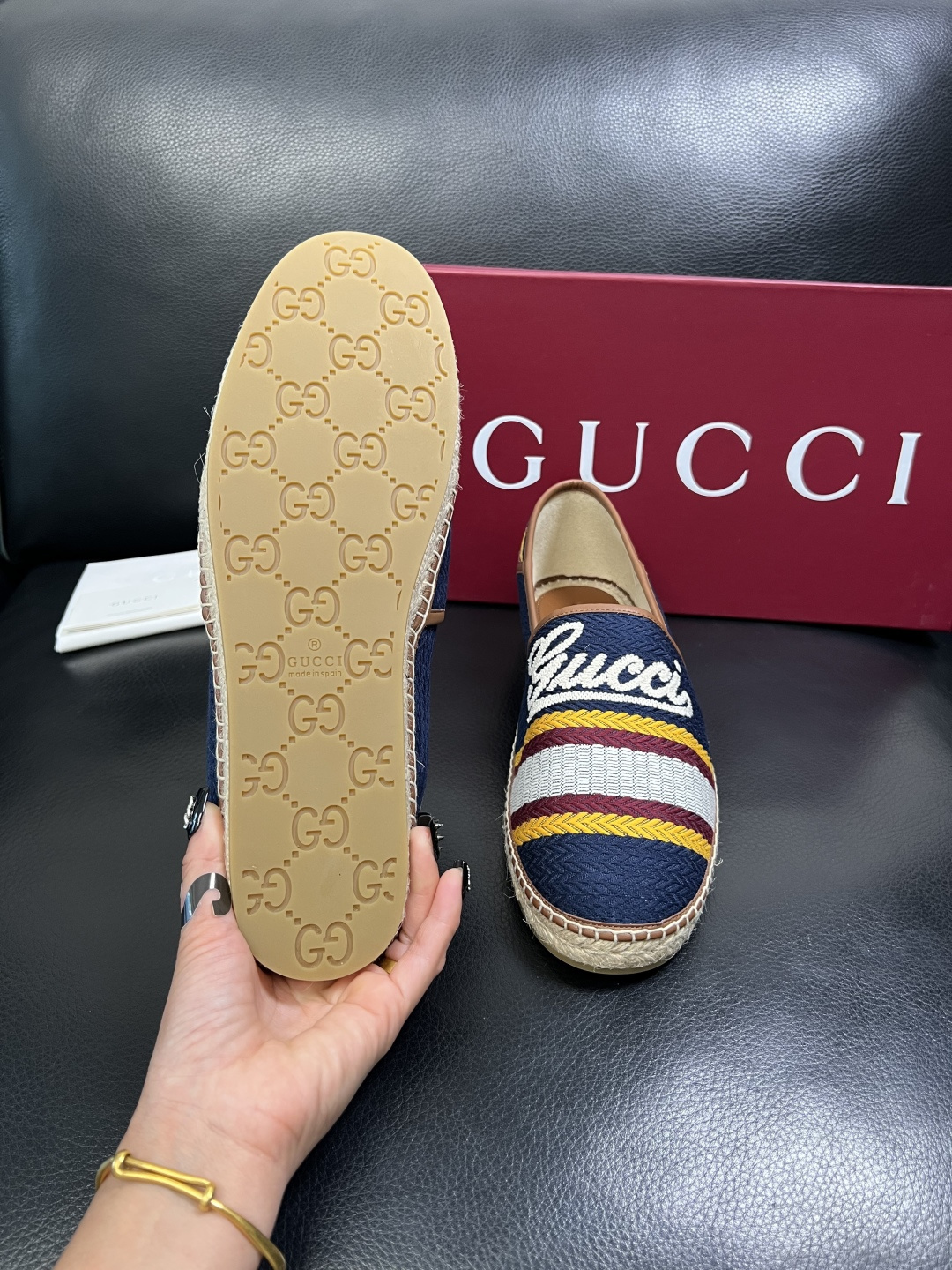 Gucci 高品质 顶级工艺品 古奇 专柜新款原厂配置，意大利进口牛皮面料，进口牛皮内里垫，透气舒适，鞋