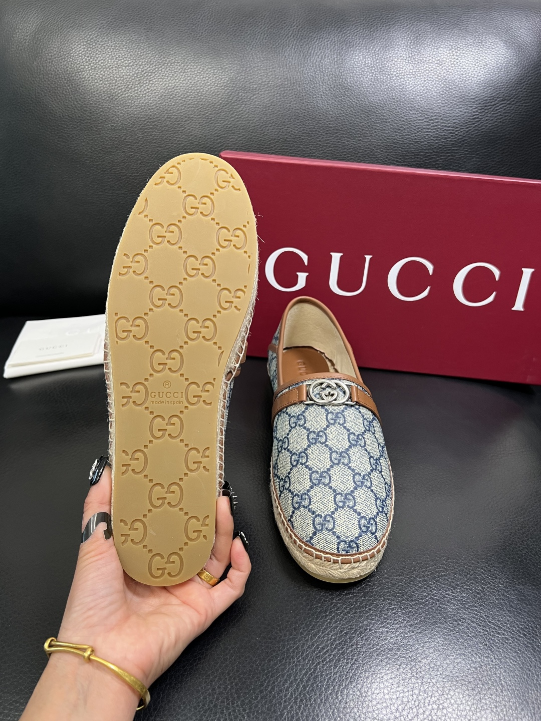 Gucci 高品质 顶级工艺品 古奇 专柜新款原厂配置，意大利进口牛皮面料，进口牛皮内里垫，透气舒适，鞋