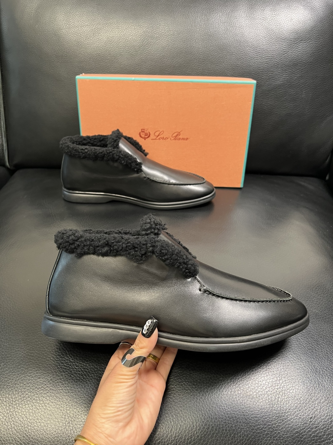 Loro piana 高品质 顶级工艺品 诺悠翩雅 靴子高帮新品专柜同步原厂配置，鞋面意大利进口牛皮面料