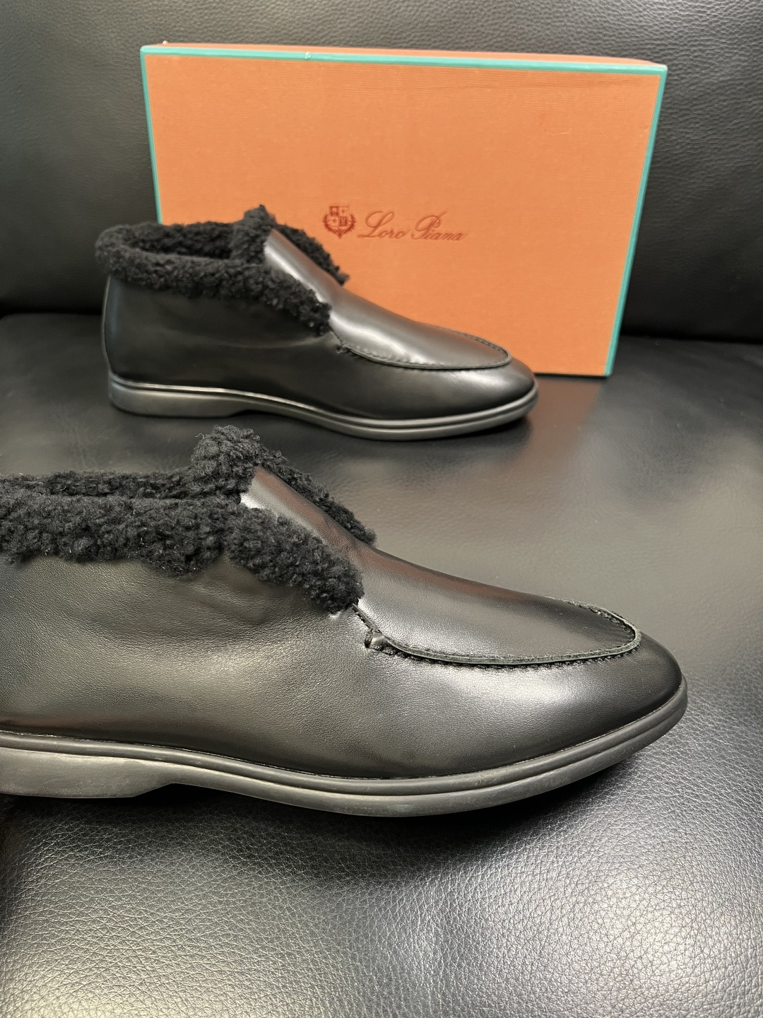 Loro piana 高品质 顶级工艺品 诺悠翩雅 靴子高帮新品专柜同步原厂配置，鞋面意大利进口牛皮面料