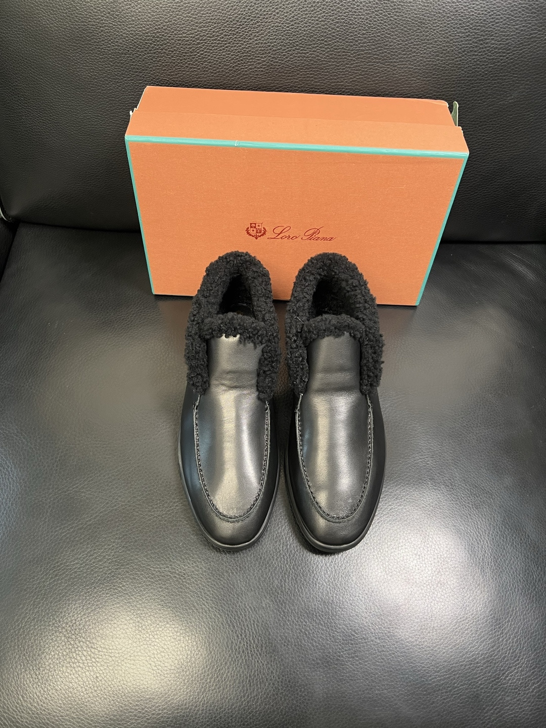 Loro piana 高品质 顶级工艺品 诺悠翩雅 靴子高帮新品专柜同步原厂配置，鞋面意大利进口牛皮面料