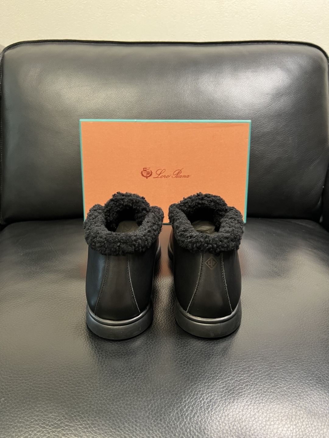 Loro piana 高品质 顶级工艺品 诺悠翩雅 靴子高帮新品专柜同步原厂配置，鞋面意大利进口牛皮面料