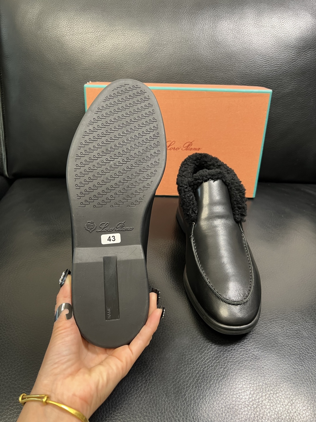 Loro piana 高品质 顶级工艺品 诺悠翩雅 靴子高帮新品专柜同步原厂配置，鞋面意大利进口牛皮面料