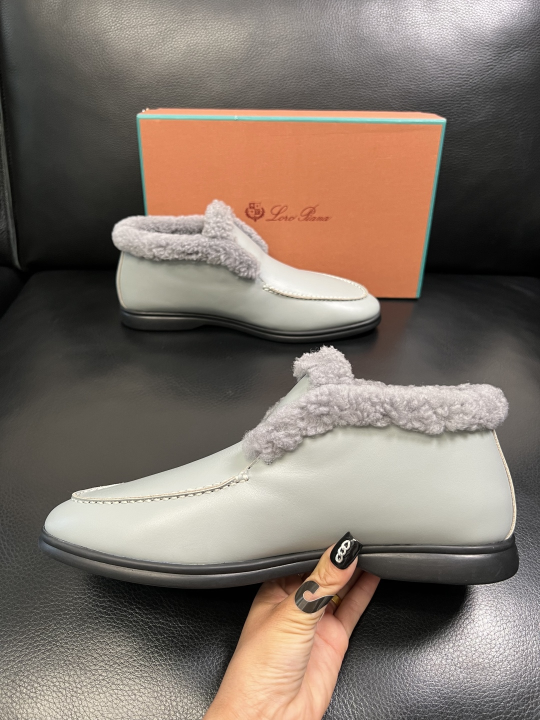 Loro piana 高品质 顶级工艺品 诺悠翩雅 靴子高帮新品专柜同步原厂配置，鞋面意大利进口牛皮面料