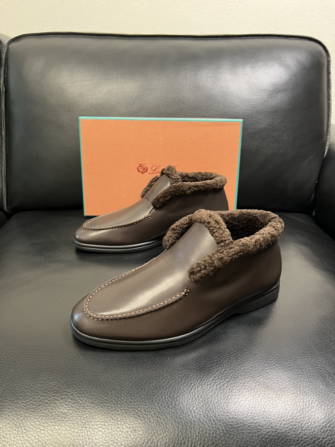 Loro piana 高品质 顶级工艺品 诺悠翩雅 靴子高帮新品专柜同步原厂配置，鞋面意大利进口牛皮面料