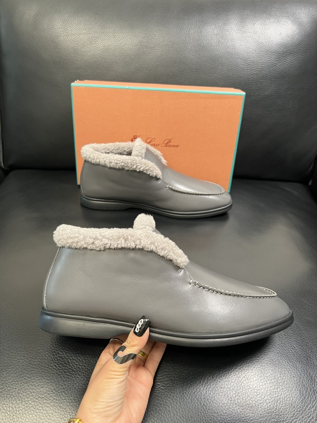 Loro piana 高品质 顶级工艺品 诺悠翩雅 靴子高帮新品专柜同步原厂配置，鞋面意大利进口牛皮面料