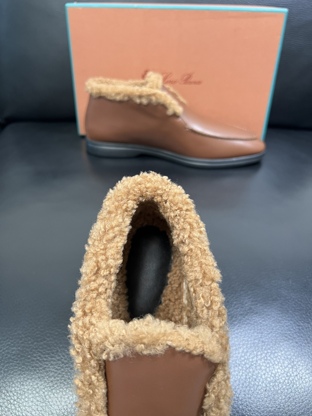 Loro piana 高品质 顶级工艺品 诺悠翩雅 靴子高帮新品专柜同步原厂配置，鞋面意大利进口牛皮面料