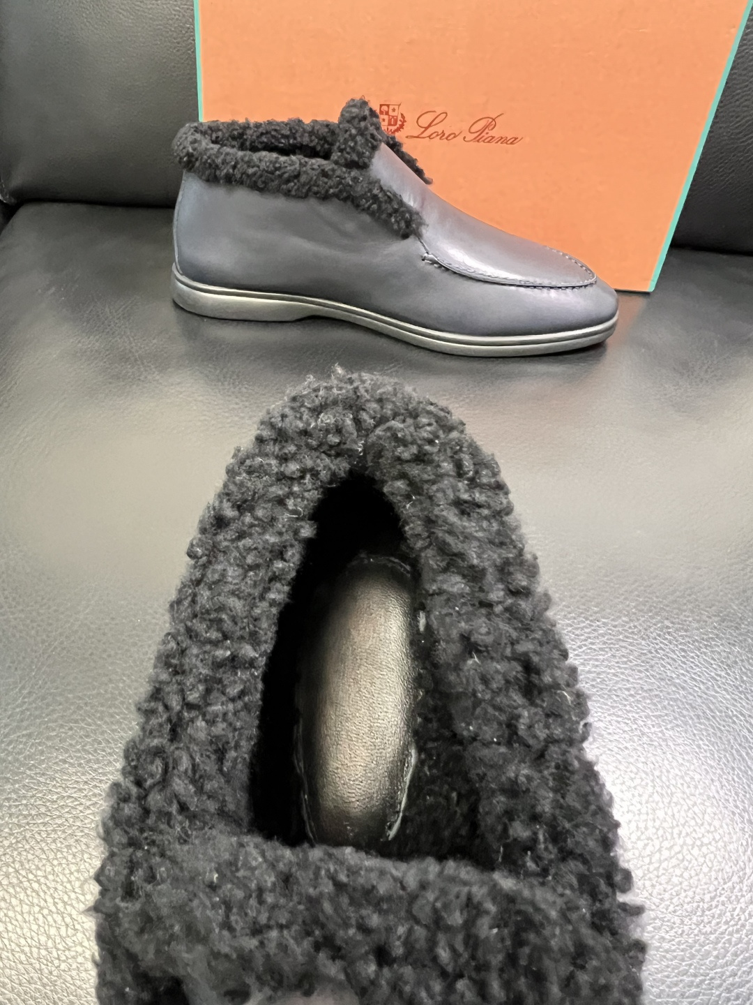 Loro piana 高品质 顶级工艺品 诺悠翩雅 靴子高帮新品专柜同步原厂配置，鞋面意大利进口牛皮面料