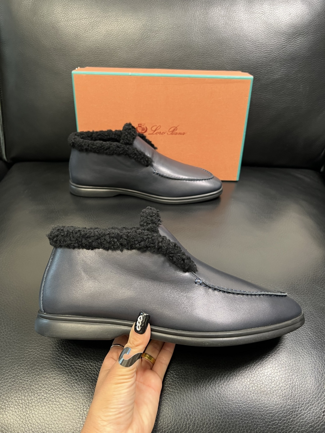 Loro piana 高品质 顶级工艺品 诺悠翩雅 靴子高帮新品专柜同步原厂配置，鞋面意大利进口牛皮面料