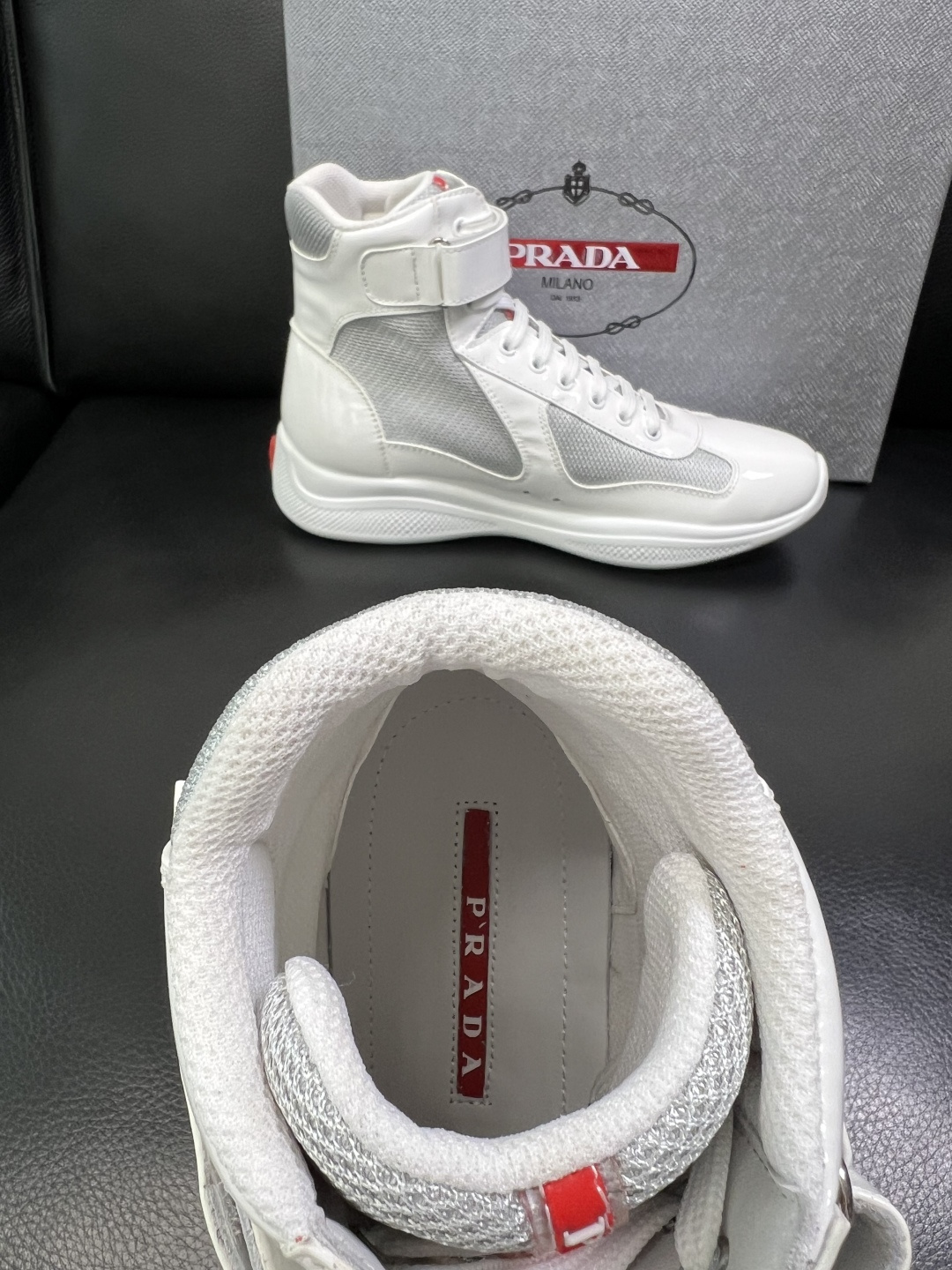 Prada 顶级工艺品，普拉达 专柜同步，靴子高帮原厂配置意大利进口牛皮拼布面料，进口牛皮内里垫，透气舒