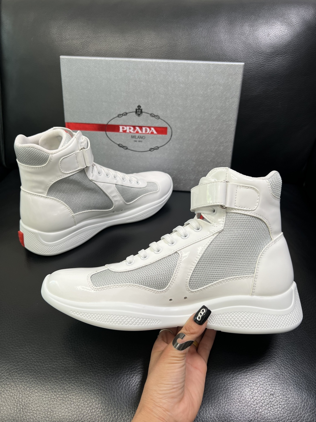 Prada 顶级工艺品，普拉达 专柜同步，靴子高帮原厂配置意大利进口牛皮拼布面料，进口牛皮内里垫，透气舒