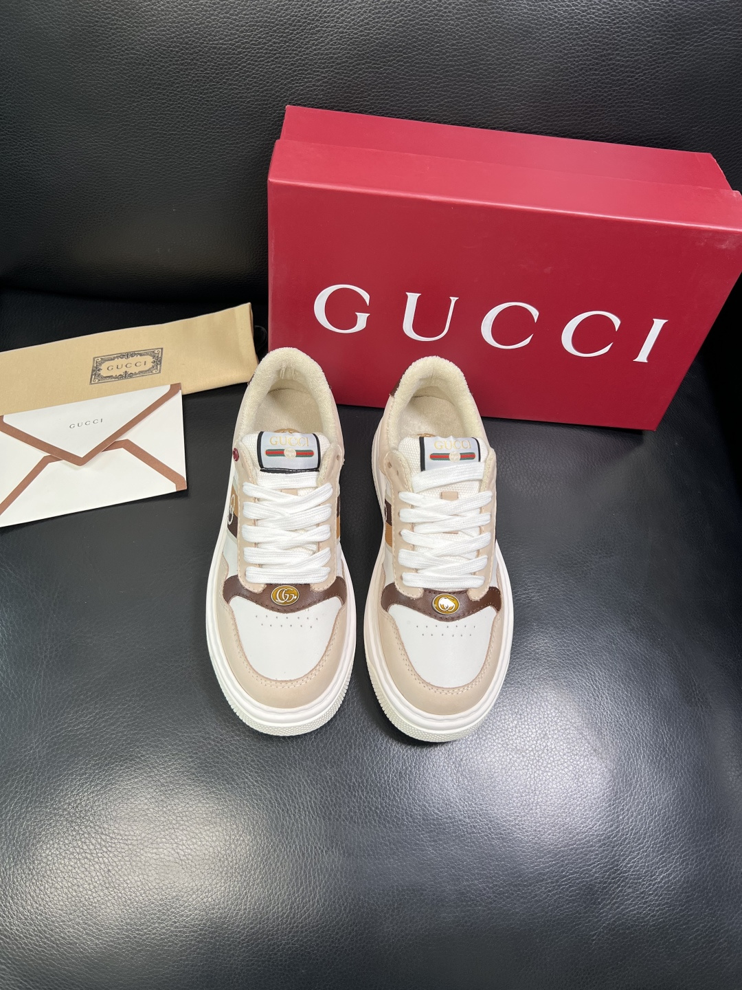 Gucci 高品质 顶级工艺品 古奇 专柜新款原厂配置，意大利进口牛皮搭配印花布面料，进口牛皮内里垫，透