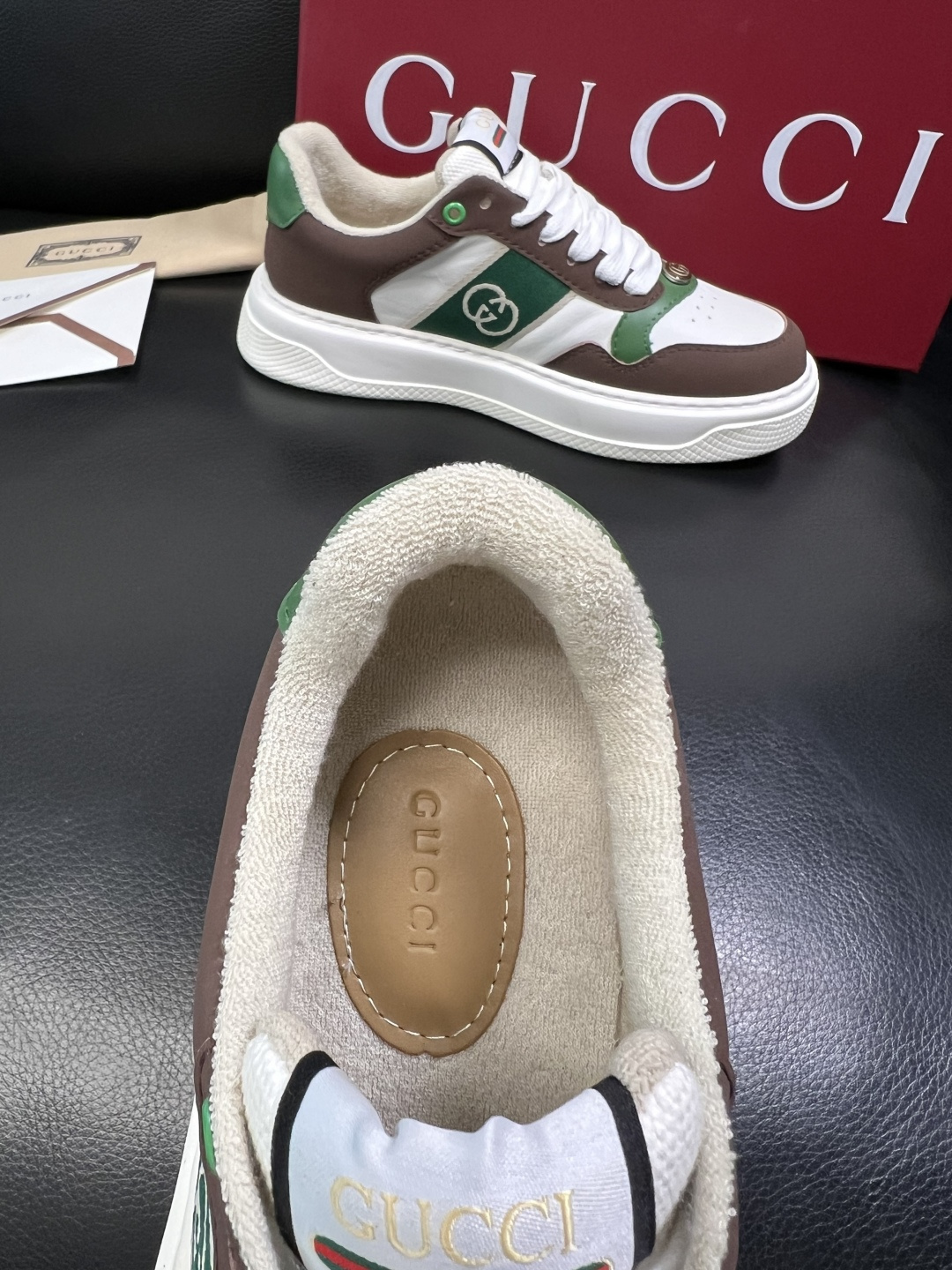 Gucci 高品质 顶级工艺品 古奇 专柜新款原厂配置，意大利进口牛皮搭配印花布面料，进口牛皮内里垫，透