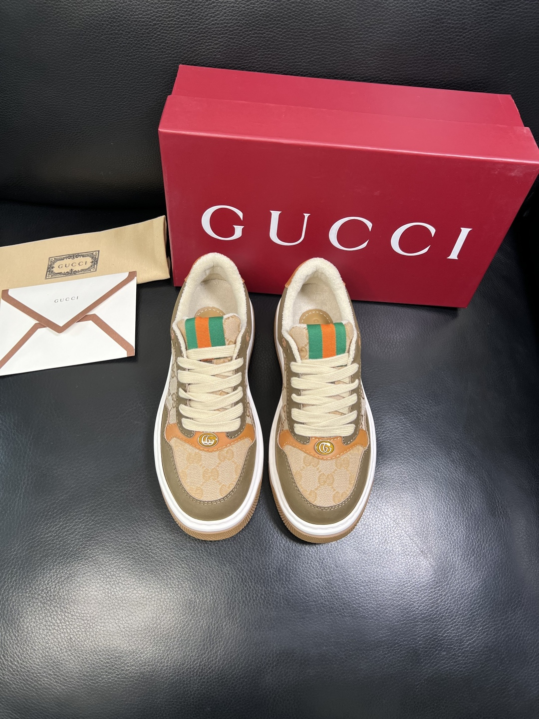 Gucci 高品质 顶级工艺品 古奇 专柜新款原厂配置，意大利进口牛皮搭配印花布面料，进口牛皮内里垫，透