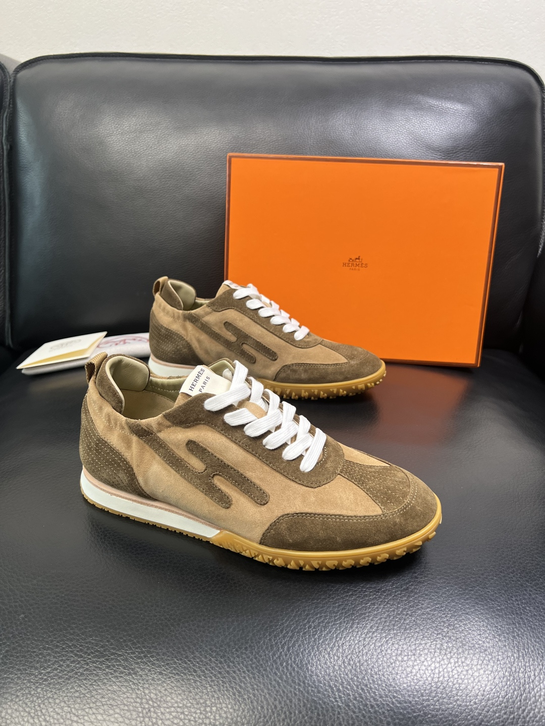 Hermes 高品质 顶级工艺品 爱马仕 专柜同步发售原厂配置，意大利进口原版牛皮面料，高品质拼接工艺，