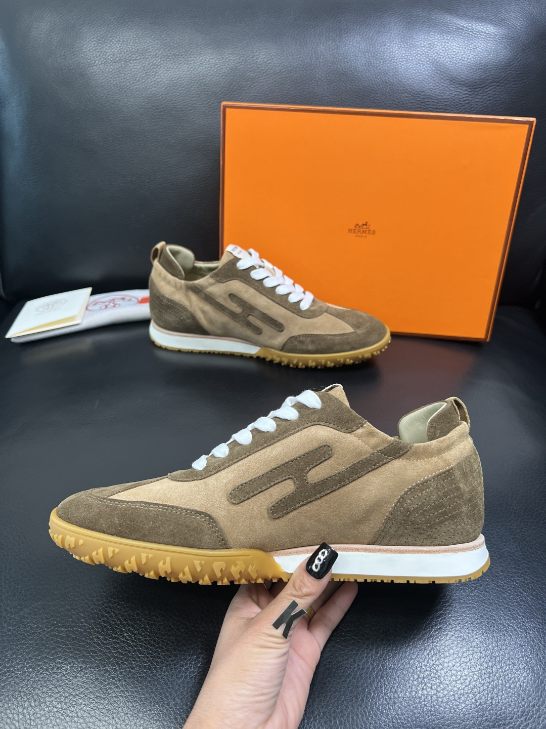 Hermes 高品质 顶级工艺品 爱马仕 专柜同步发售原厂配置，意大利进口原版牛皮面料，高品质拼接工艺，