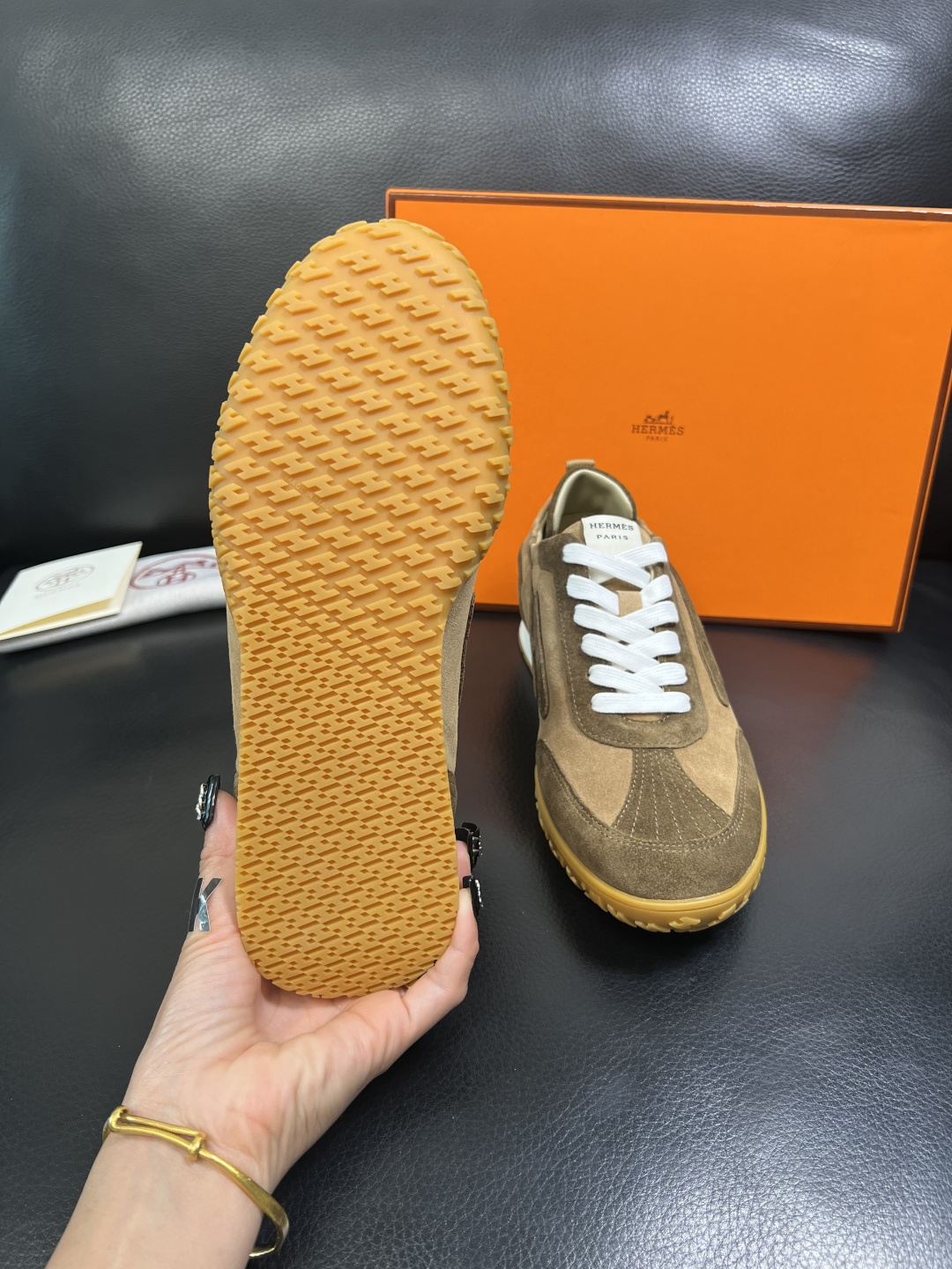 Hermes 高品质 顶级工艺品 爱马仕 专柜同步发售原厂配置，意大利进口原版牛皮面料，高品质拼接工艺，