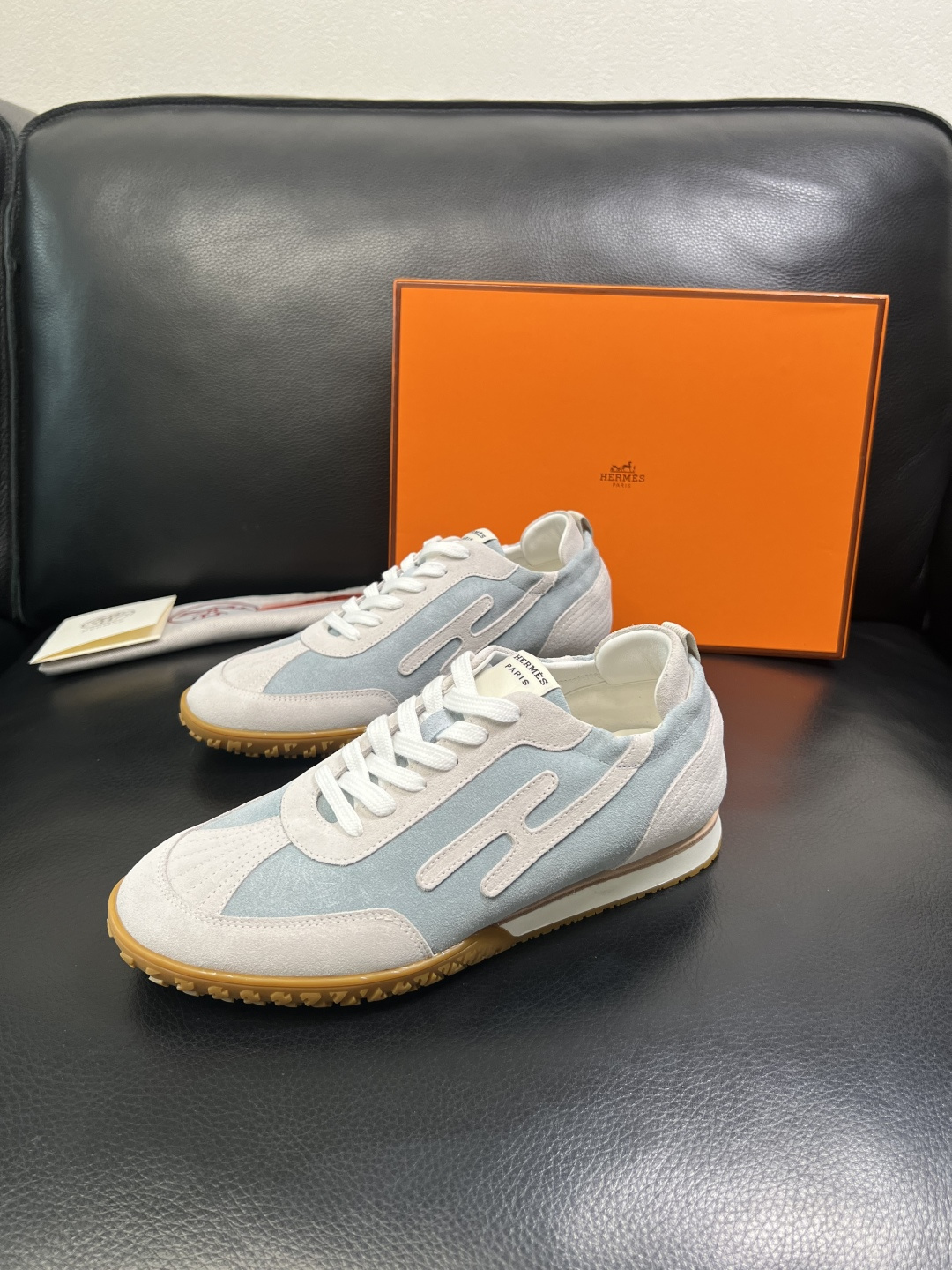 Hermes 高品质 顶级工艺品 爱马仕 专柜同步发售原厂配置，意大利进口原版牛皮面料，高品质拼接工艺，