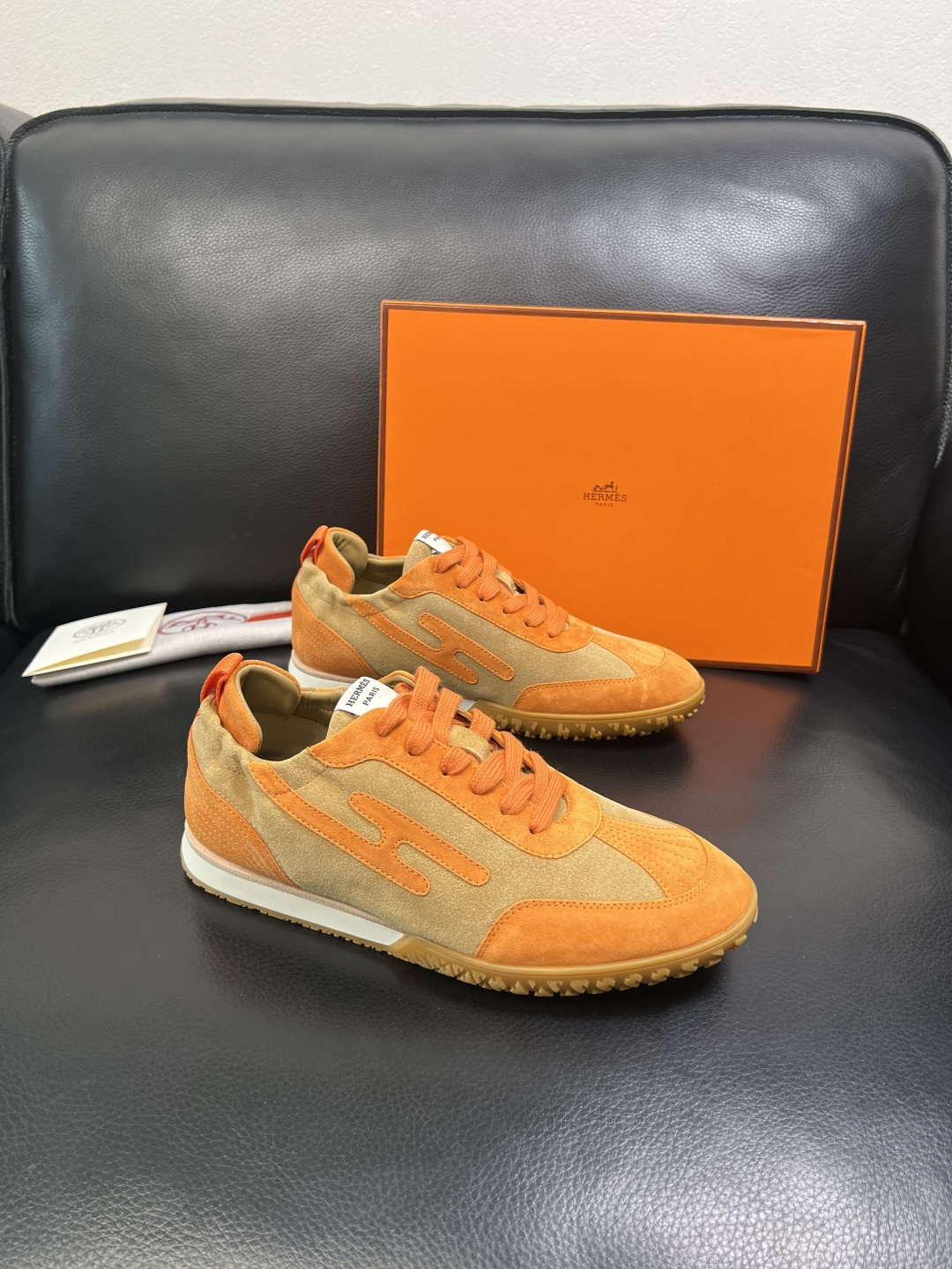 Hermes 高品质 顶级工艺品 爱马仕 专柜同步发售原厂配置，意大利进口原版牛皮面料，高品质拼接工艺，