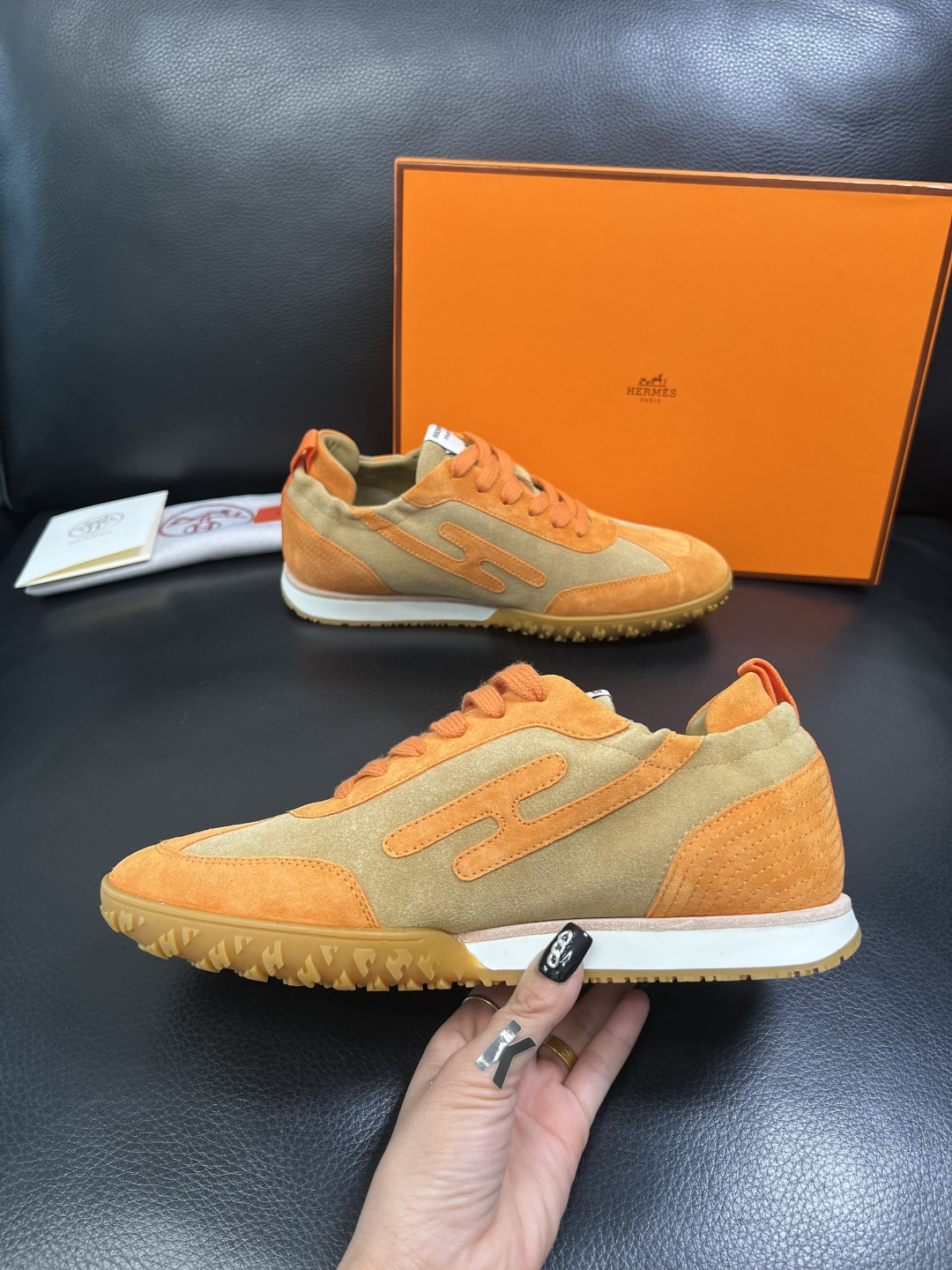 Hermes 高品质 顶级工艺品 爱马仕 专柜同步发售原厂配置，意大利进口原版牛皮面料，高品质拼接工艺，