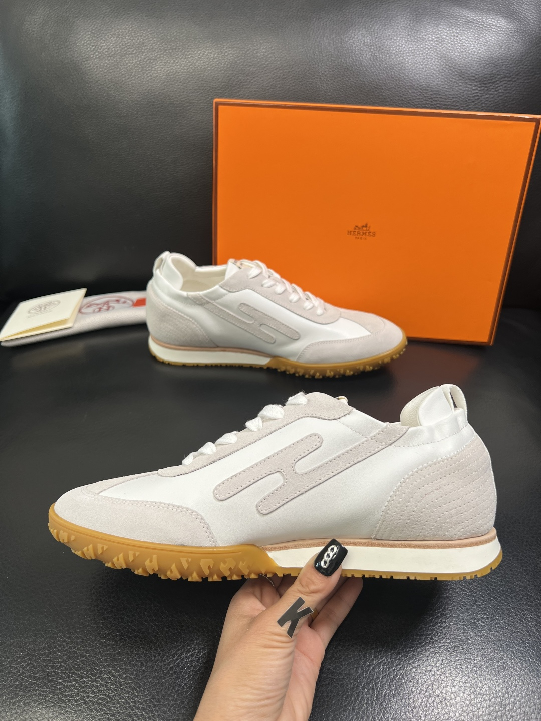 Hermes 高品质 顶级工艺品 爱马仕 专柜同步发售原厂配置，意大利进口原版牛皮面料，高品质拼接工艺，