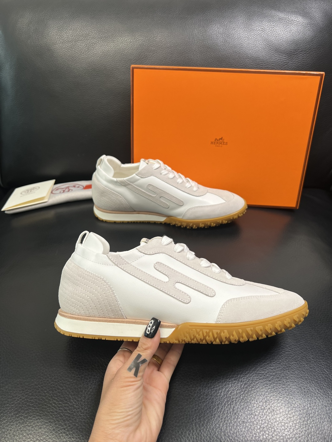 Hermes 高品质 顶级工艺品 爱马仕 专柜同步发售原厂配置，意大利进口原版牛皮面料，高品质拼接工艺，