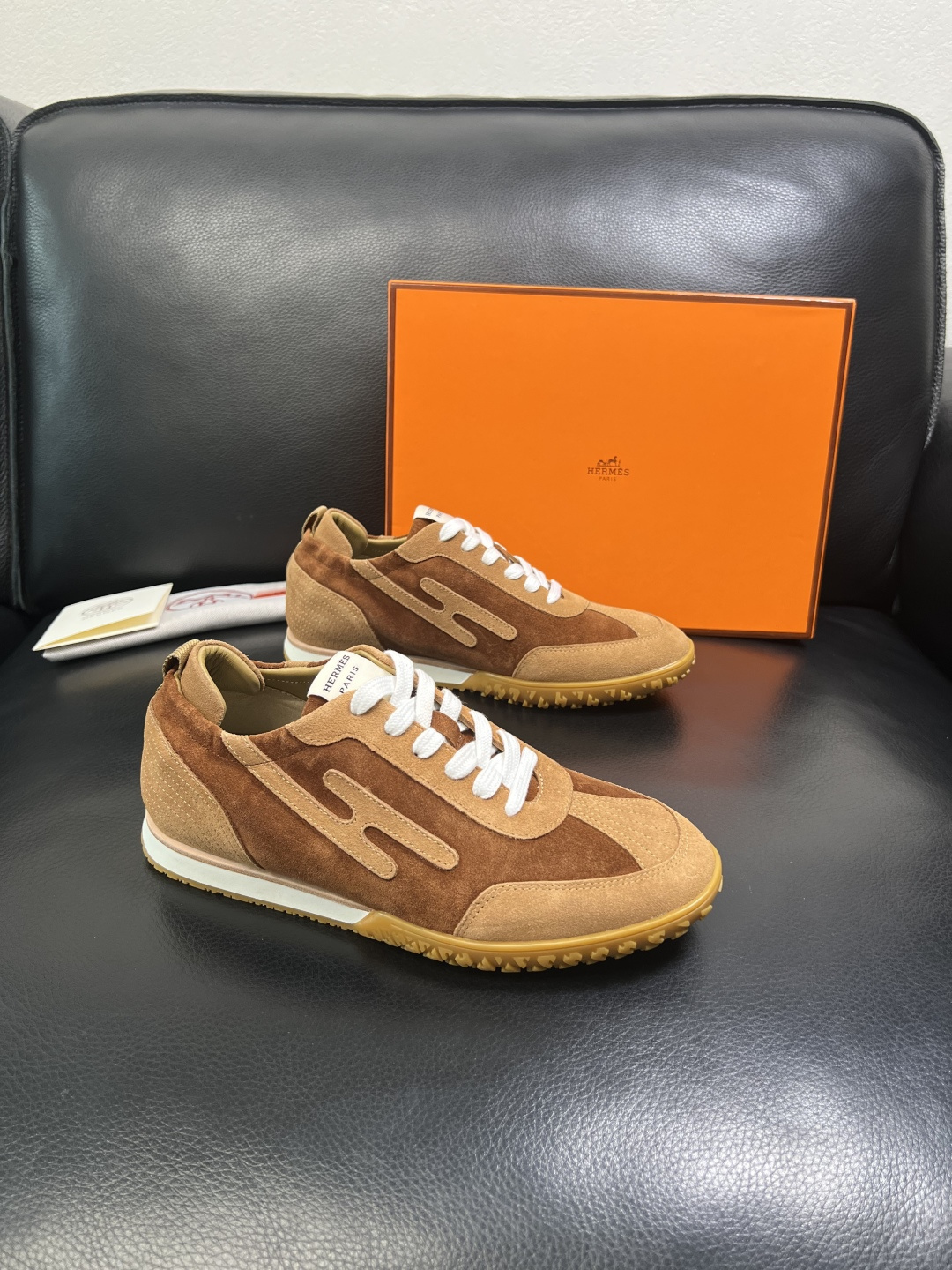 Hermes 高品质 顶级工艺品 爱马仕 专柜同步发售原厂配置，意大利进口原版牛皮面料，高品质拼接工艺，