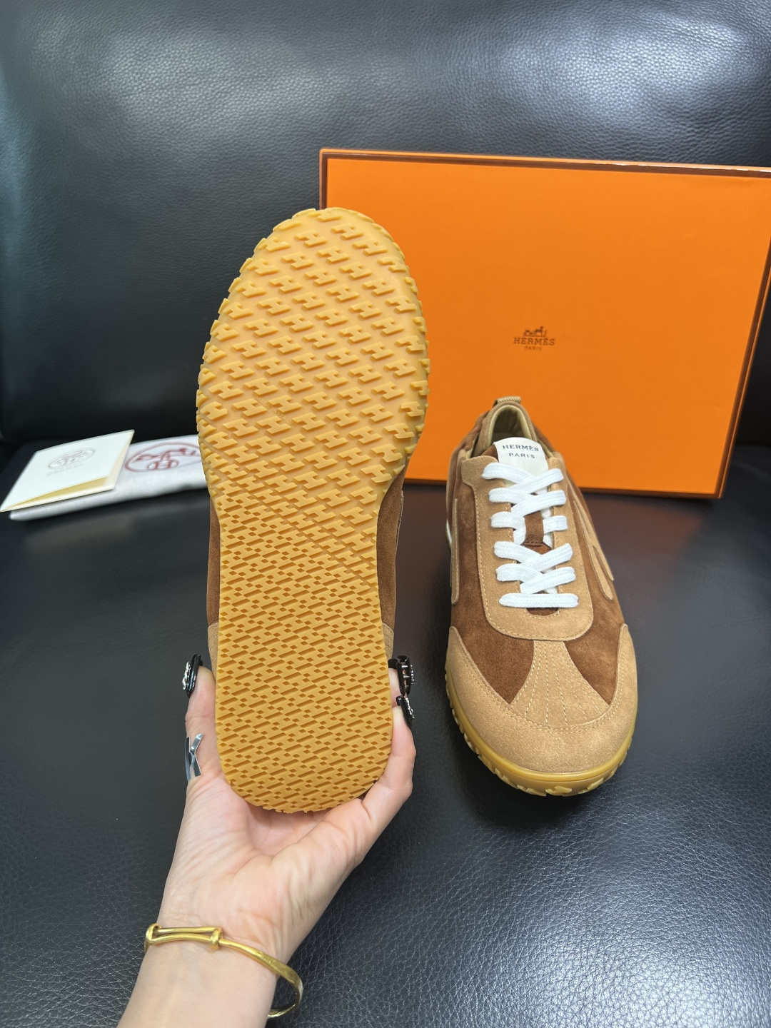 Hermes 高品质 顶级工艺品 爱马仕 专柜同步发售原厂配置，意大利进口原版牛皮面料，高品质拼接工艺，