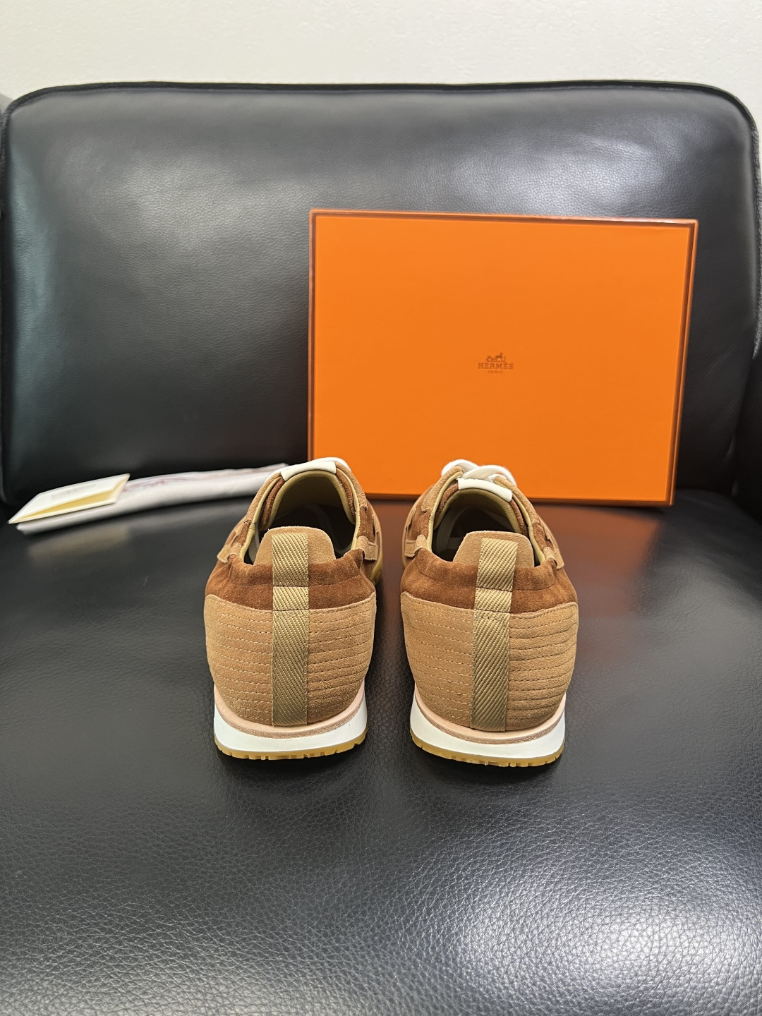 Hermes 高品质 顶级工艺品 爱马仕 专柜同步发售原厂配置，意大利进口原版牛皮面料，高品质拼接工艺，