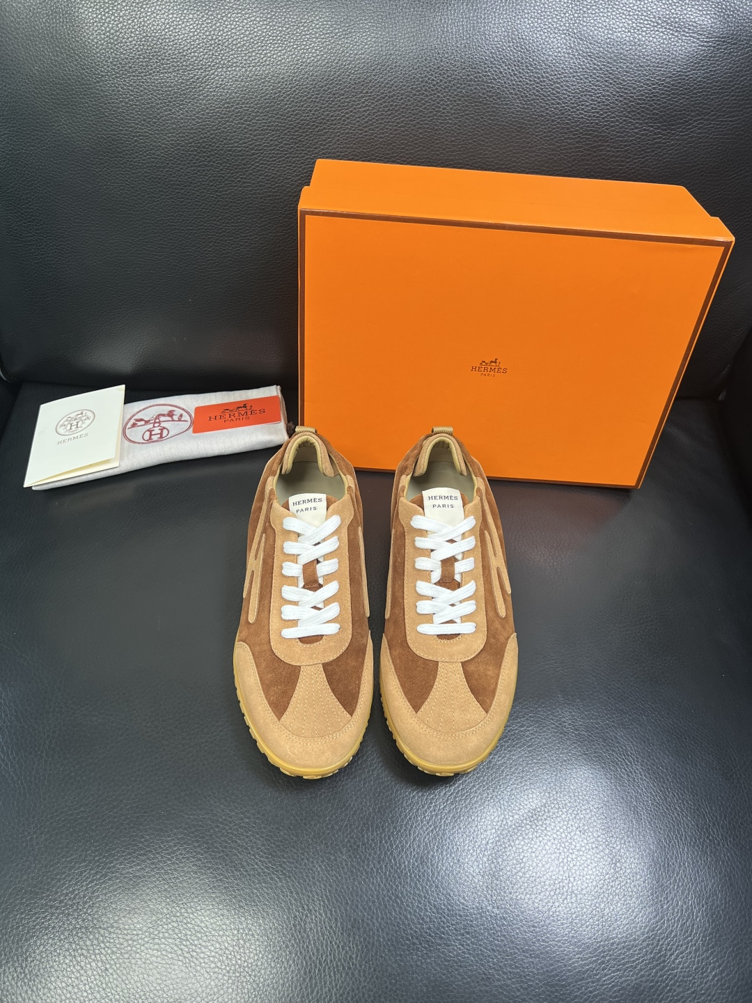 Hermes 高品质 顶级工艺品 爱马仕 专柜同步发售原厂配置，意大利进口原版牛皮面料，高品质拼接工艺，