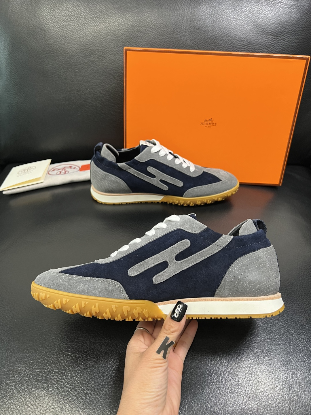 Hermes 高品质 顶级工艺品 爱马仕 专柜同步发售原厂配置，意大利进口原版牛皮面料，高品质拼接工艺，