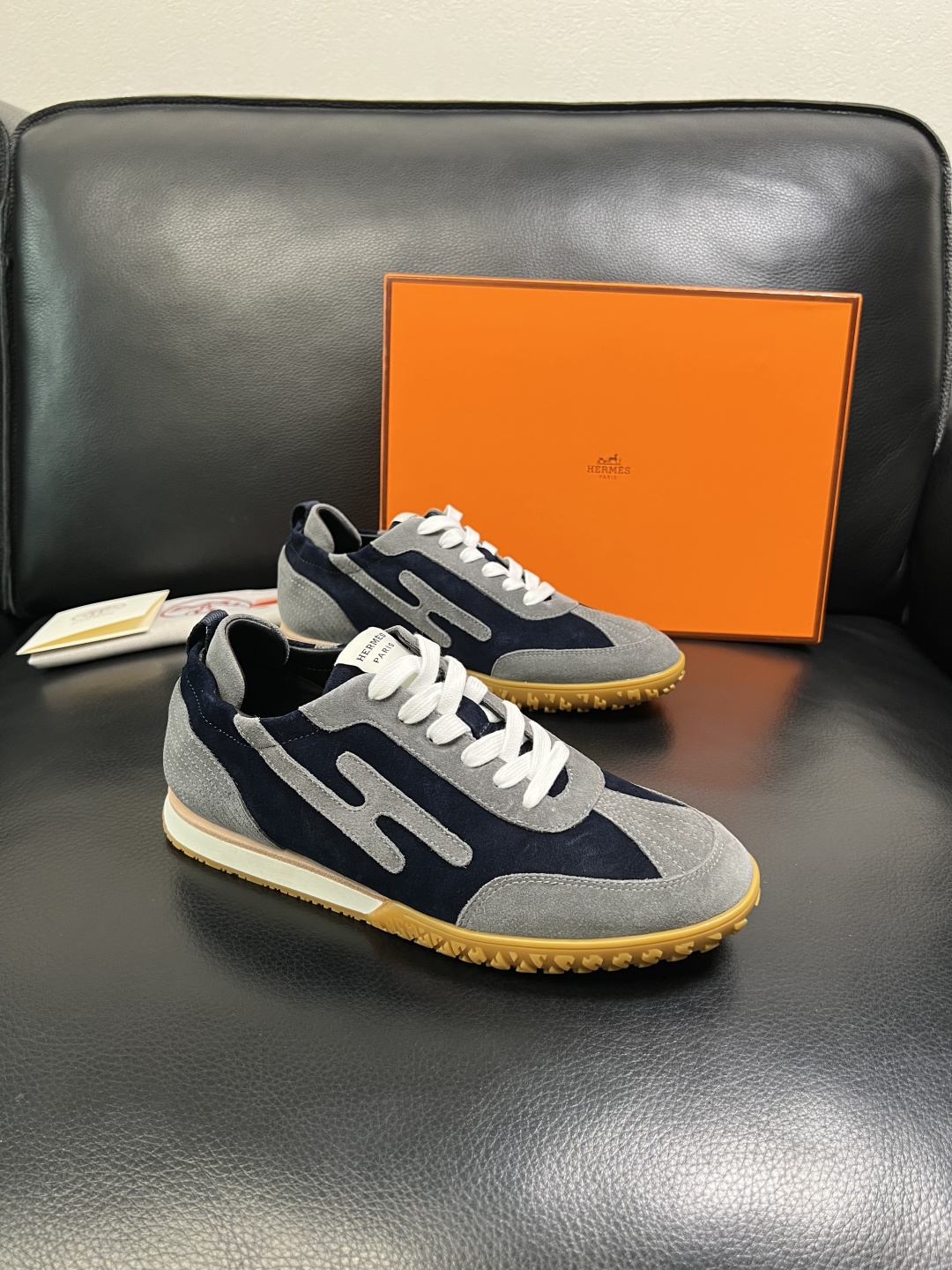 Hermes 高品质 顶级工艺品 爱马仕 专柜同步发售原厂配置，意大利进口原版牛皮面料，高品质拼接工艺，