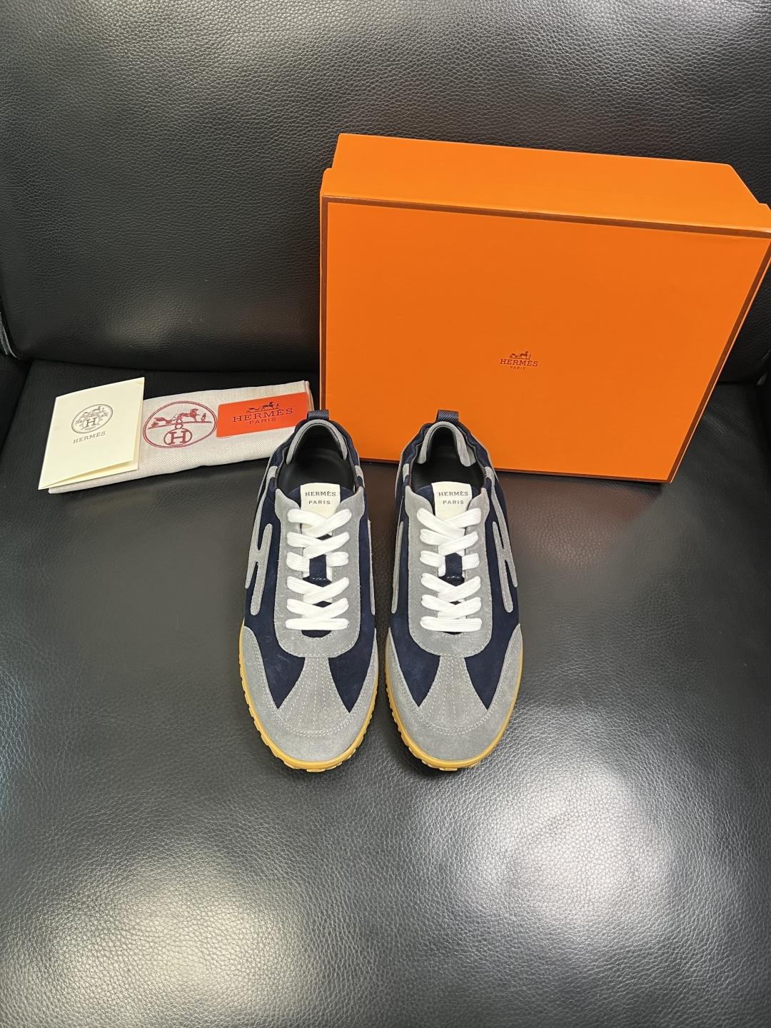 Hermes 高品质 顶级工艺品 爱马仕 专柜同步发售原厂配置，意大利进口原版牛皮面料，高品质拼接工艺，