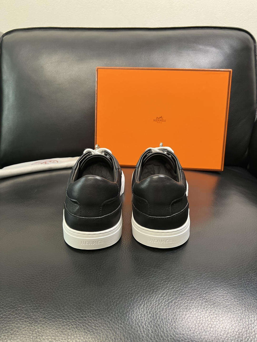 Hermes 高品质 顶级工艺品 爱马仕 专柜同步发售原厂配置，意大利进口原版牛皮面料，高品质拼接工艺，