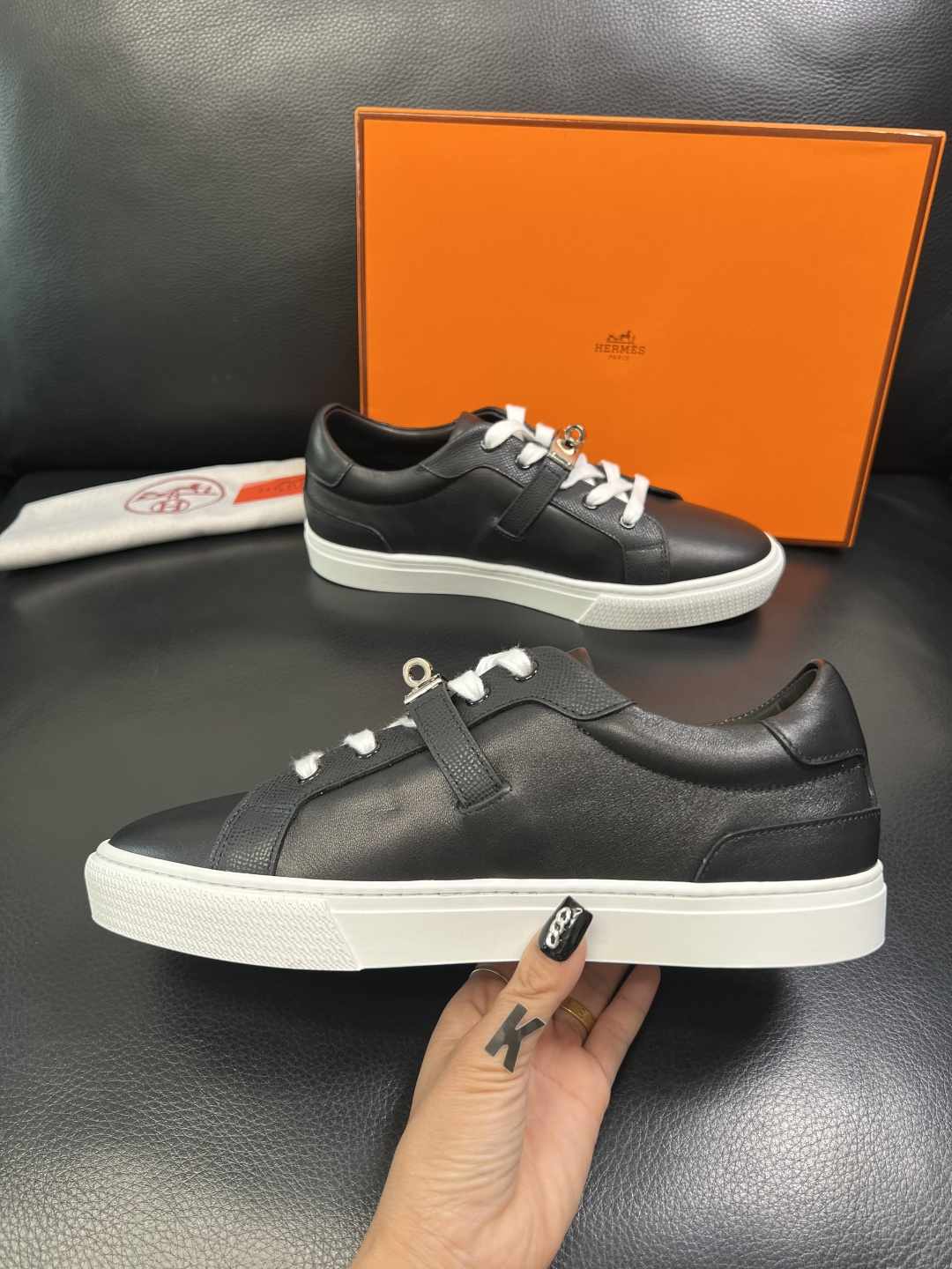 Hermes 高品质 顶级工艺品 爱马仕 专柜同步发售原厂配置，意大利进口原版牛皮面料，高品质拼接工艺，