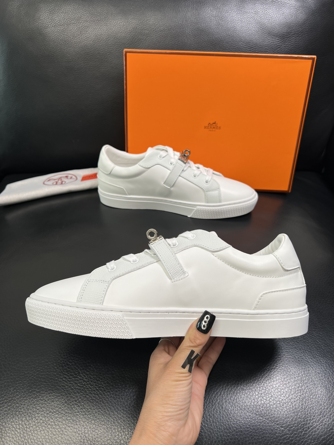 Hermes 高品质 顶级工艺品 爱马仕 专柜同步发售原厂配置，意大利进口原版牛皮面料，高品质拼接工艺，